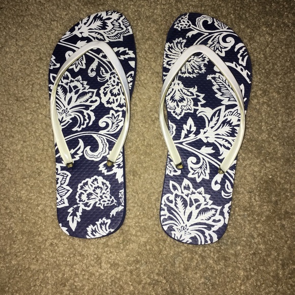 Shoes - Flip flops Shoes - Flip flops